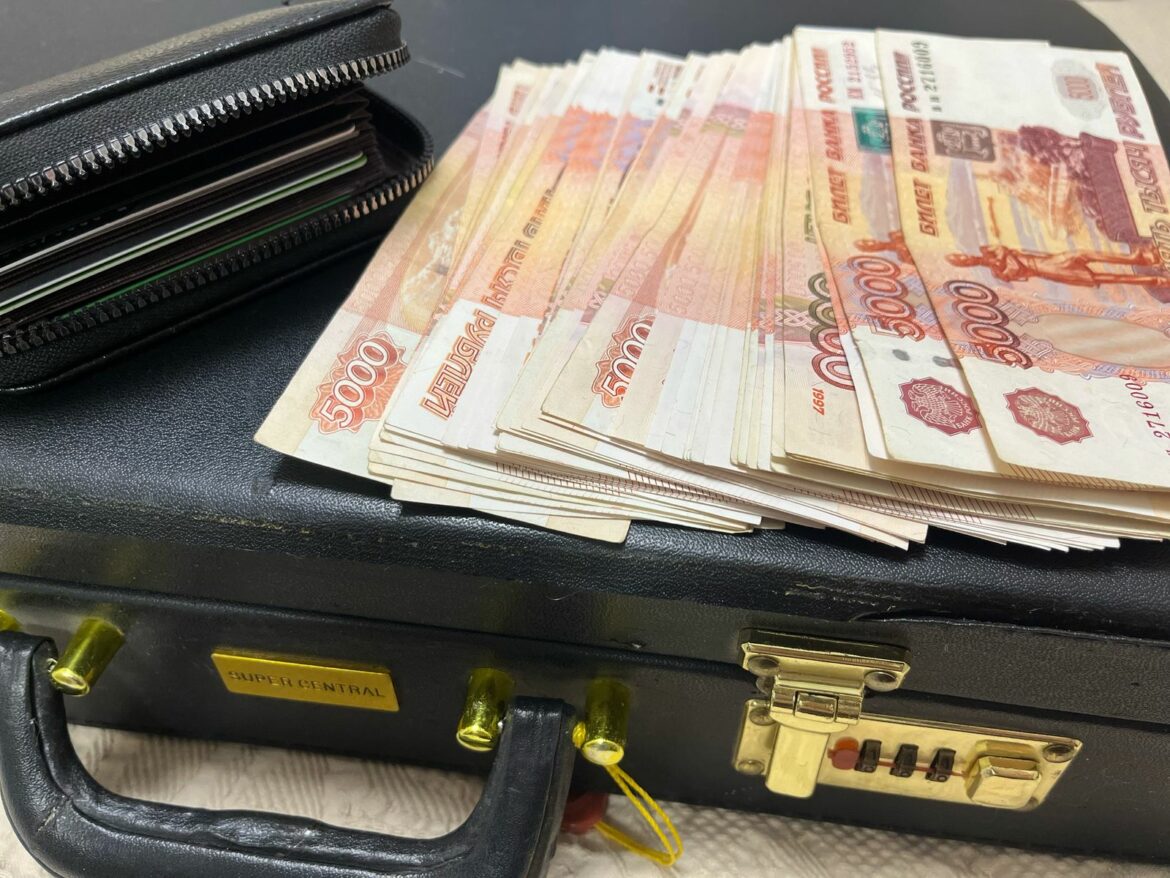 0c3f6138-8858-454c-ba67-81743f64736b