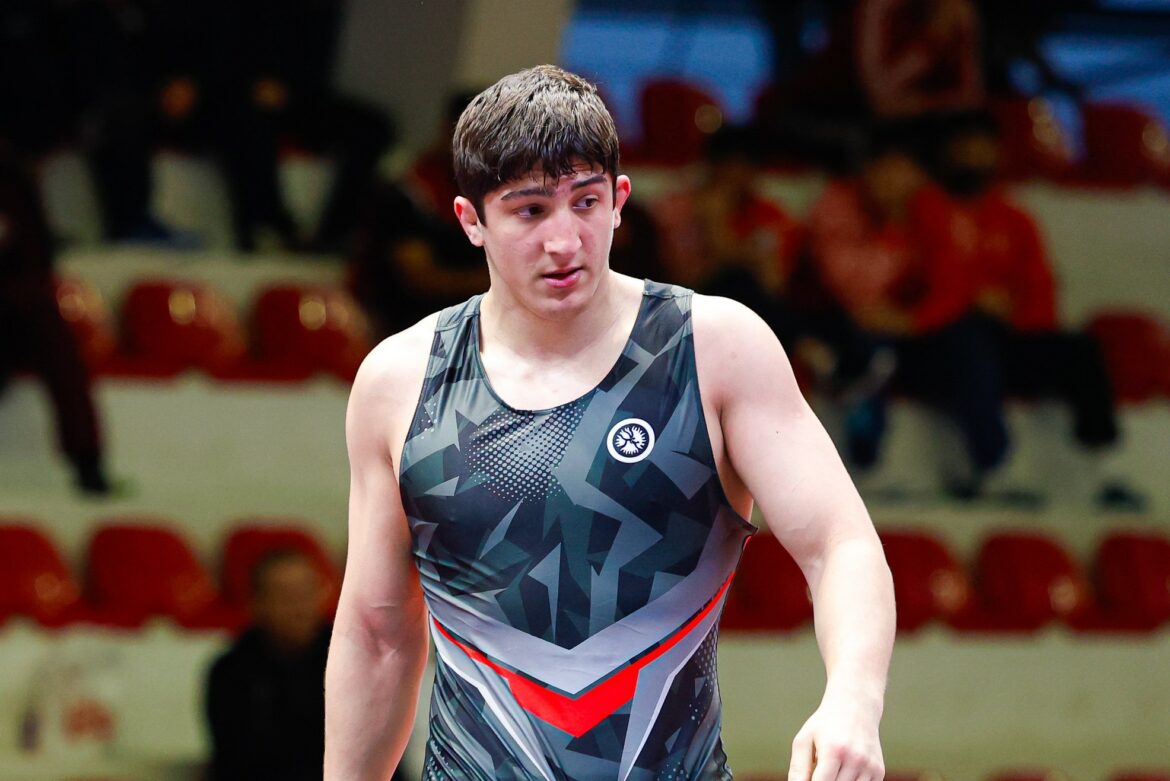 92kg FS — Mukhamed Takhir Khaniev (UWW)