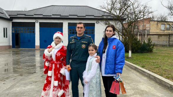 Движение Первых запустило акцию «Российский детский Дед Мороз»