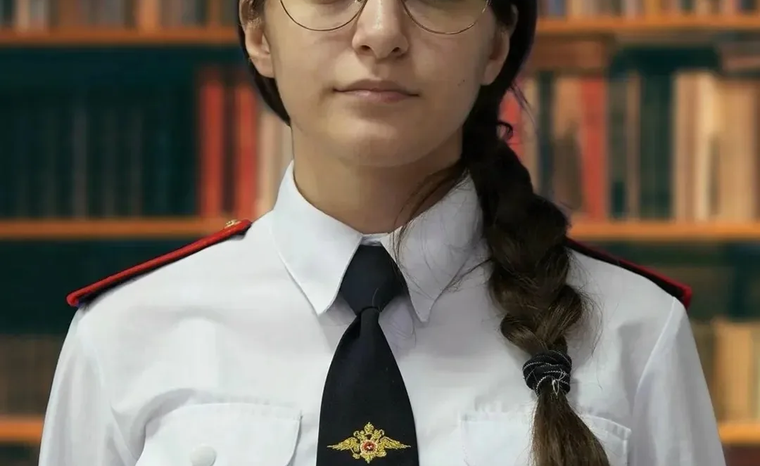 выпускница из каспийска