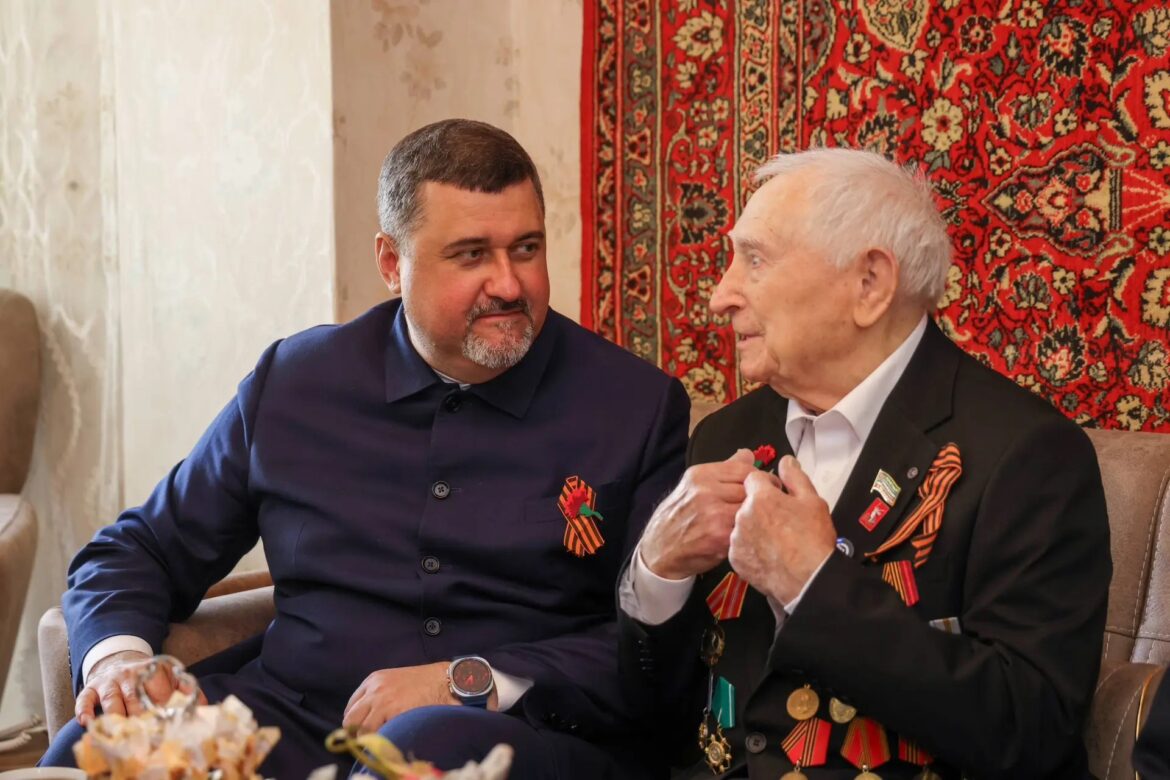 Федор Щукин и ветеран ВОВ